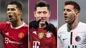 Lewandowski giữ kỷ lục ghi bàn nhiều hơn Ronaldo và Messi 