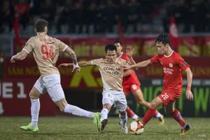 Khánh Hòa bị điểm mặt rớt hạng, Nam Định chờ thời