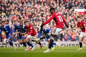 Vì sao Bruno nhường Rashford đá quả phạt đền thứ 2 cho Man United?