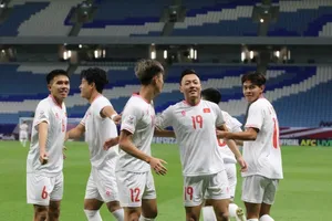 U-23 Việt Nam mở cửa vào tứ kết