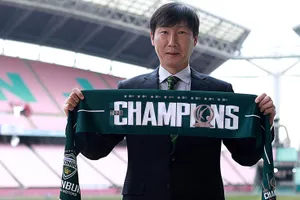 Sốc: HLV Kim Sang-sik không chắc nắm tuyển Việt Nam