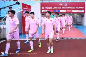 Nóng: HLV Kim Sang-sik loại 4 cầu thủ, gây sốc với Thái Sơn