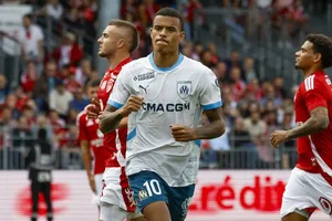 Thoát chốn tù tội, ngôi sao Greenwood làm lại cuộc đời