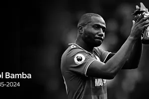 Cựu đội trưởng của Leeds United qua đời ở tuổi 39