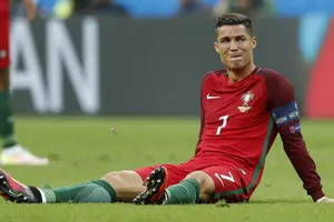 Mất tên ở giải Quả bóng vàng, Ronaldo chưa chắc đá cho tuyển Bồ Đào Nha