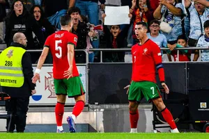 Tài sản quý của tuyển Bồ Đào Nha và bàn thắng thứ 901 của Ronaldo