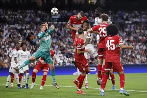 Sao trẻ Real Madrid đi vào lịch sử UEFA Champions League