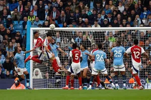 CLB Man City cáo buộc Arsenal ‘đen tối và bẩn thỉu’