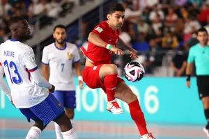 FIFA điều tra vụ bê bối futsal Pháp - Iran