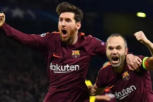 Messi kính nể đôi chân ma thuật của tiền vệ Iniesta