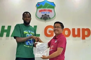 FIFA ra lệnh cấm và phản ứng của HA Gia Lai