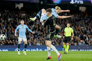 Tiền vệ Phil Foden trở lại càng lợi hại với ‘quái vật’ Haaland 