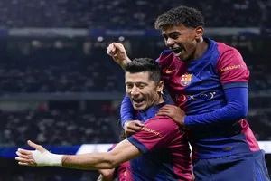 Tiểu tướng Yamal xát muối vào nỗi đau của Mbappe