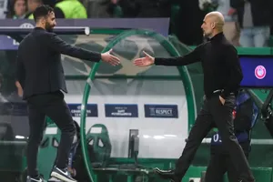 HLV Pep Guardiola nói sự thật về thầy mới của Man United