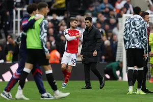 HLV Mikel Arteta nhận lỗi và giải mã trận thua đau của Arsenal