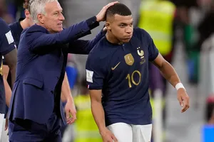 Sự thật tiền đạo Mbappe bị loại khỏi đội tuyển Pháp