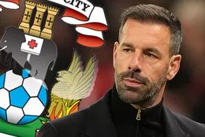 Nóng: Leicester muốn có Ruud van Nistelrooy và bến đỗ bất ngờ