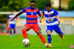 Trợ giúp khẩn cấp cho ngoại binh Tshamala bị thương nặng do cướp