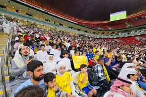 Sức quyến rũ của siêu sao Ronaldo và bàn thắng thứ 915 