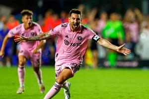 Tiền đạo Lionel Messi đoạt giải cầu thủ xuất sắc nhất MLS