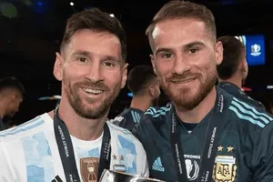 Vai trò thủ lĩnh đặc biệt của siêu sao Messi 