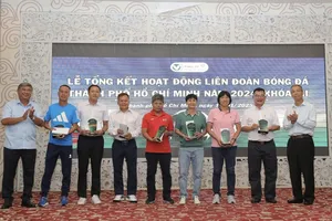 Năm bội thu của bóng đá TP.HCM