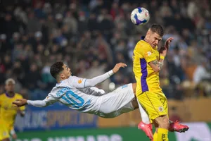 Nghẹt thở cuộc đua vô địch ở sân Mỹ Đình