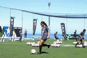 La Liga trao học bổng cho tài năng trẻ bóng đá Việt Nam