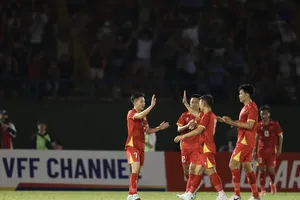 HLV Kim Sang-sik tung đội hình mạnh nhất của tuyển Việt Nam tiếp khách Lào