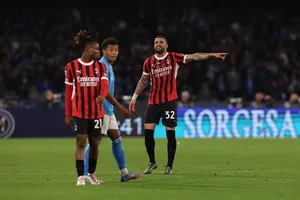 Tuần trăng mật của Kyle Walker tại AC Milan kết thúc sớm