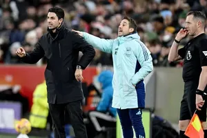 HLV Arteta tiết lộ cuộc điện thoại bí ẩn cho 'nguồn cảm hứng' Pep Guardiola để thắng Real