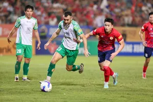 Vòng 21 V-League: Rực lửa cuộc đua vô địch và trụ hạng