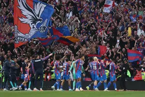 Wembley rung chuyển trong đêm lịch sử bóng đá Anh