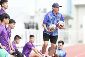 Thiệt thòi cho HLV Kim Sang-sik