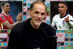 HLV đội tuyển Anh gởi thông điệp cứng rắn cho Arnold