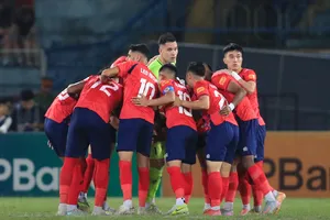 CLB Công an Hà Nội chơi đẹp với tuyển quốc gia