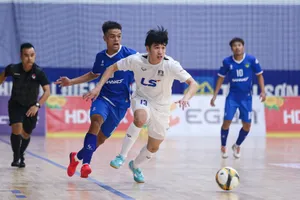 Rượt đuổi nghẹt thở tại giải futsal vô địch quốc gia