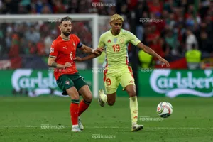 Quả bóng vàng cho Yamal hoặc Dembele