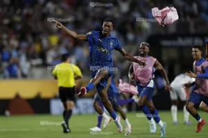 Al Hilal gây sốc khi đánh bại CLB Manchester City