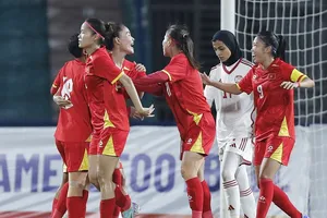 Tuyển nữ Việt Nam chờ cơn mưa gôn vào lưới Guam