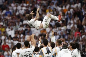 Ngôi sao Luka Modric và bản giao hưởng của những nghệ sĩ bất diệt