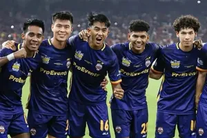 HLV Kim Sang-sik tái ngộ gay cấn với học trò cũ của… Indonesia