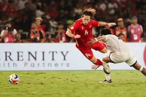 Bóng đá Indonesia ‘ganh tỵ’ với HLV Kim Sang-sik