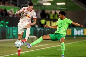 MU đại chiến với Newcastle giành chữ ký Sesko