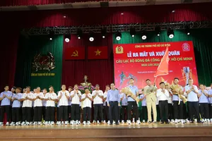 Biểu tượng CLB bóng đá Công an TP.HCM tái xuất