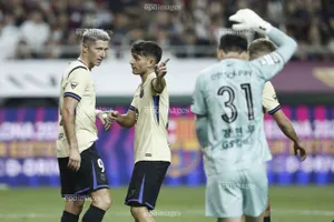 Nỗi đau Quả bóng vàng bị hủy