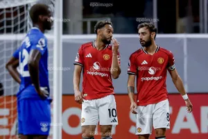 Al Ittihad đưa bản hợp đồng khổng lồ cho tiền vệ Bruno Fernandes