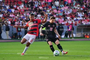 Siêu sao Messi lại rực sáng với hat trick và kiến tạo