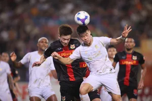 Nghịch lý V-League 2025-2026