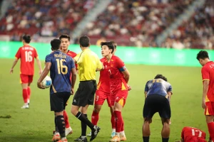 Bóng đá Việt Nam còn lâu mới đuổi kịp Thái Lan về ngôi vua SEA Games